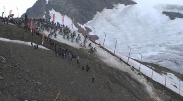 Vídeo final Megavalanche Alpe D´Huez 2011