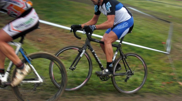 Tommi Misser también «vuela» en el ciclocross