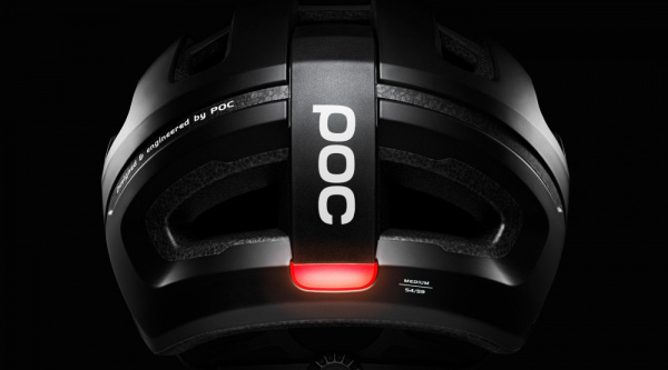 POC Omne Beacon, su nuevo casco con luz LED integrada