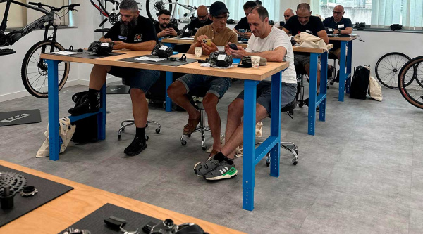Shimano refuerza su apuesta por la formación técnica en 2026 con plazas aún disponibles en su Iberia Academy