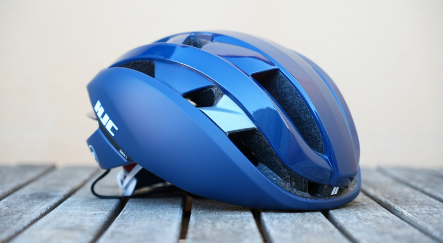 Test casco HJC Ibex 3: ligero, con estética única y uno de los más ajustables del mercado