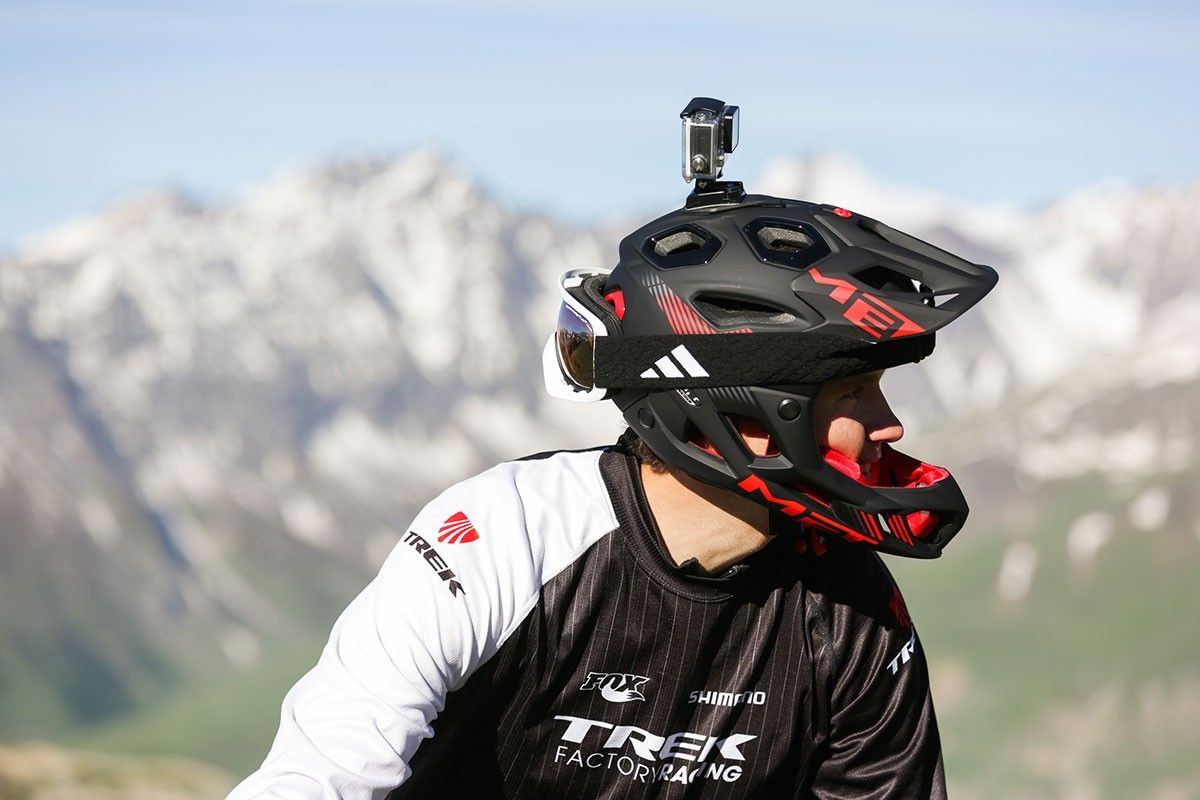 La UCI limita el uso de cámaras sólo a en la bicicleta y abre un debate sobre futuro uso
