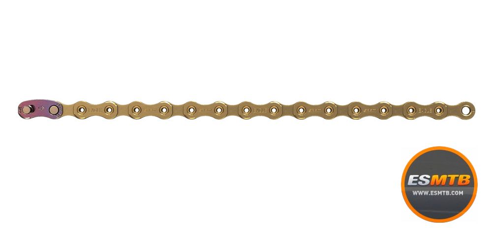 La nueva cadena dorara de SRAM. Diseñada para 12 velocidades. 250 gramos y entre 66 y 92€ dependiendo de la versión