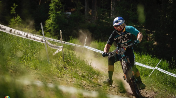 Salir de la sanción por doping y ganar, Richie Rude se impone en la Enduro World Series de Val Di Fassa