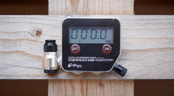 Manómetro de presión digital TFHPC 25 aniversario, gama alta para un accesorio imprescindible