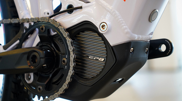 Actualización «racing» para el motor Shimano EP801, ahora disponible para todos