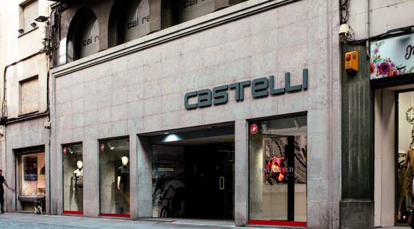 La 1a Flahship Store de Castelli se abre en Girona: «es la meca del ciclismo»