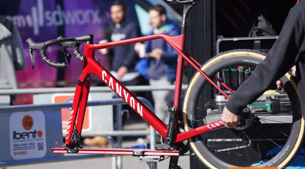 Canyon Inflite CFR de ciclocross, a la venta la bici campeona del mundo con Van der Poel