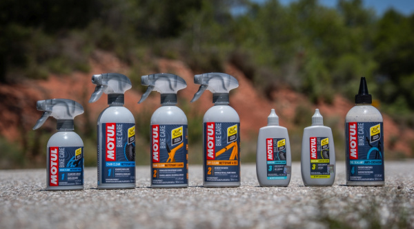 Motul Bike Care, estos son los 7 productos para cuidar tu bicicleta creados por la marca líder del mundo del motor