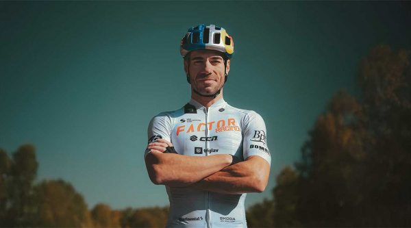 Henrique Avancini vuelve a ser profesional… de carretera y con Factor