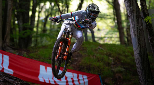Una bajada perfecta y 0,3 segundos: así ganó Booker en Pietra Ligure