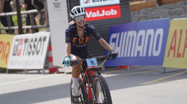 Lorena Patiño firma un top-10 en el Mundial junior de XCO (clasificaciones completas)