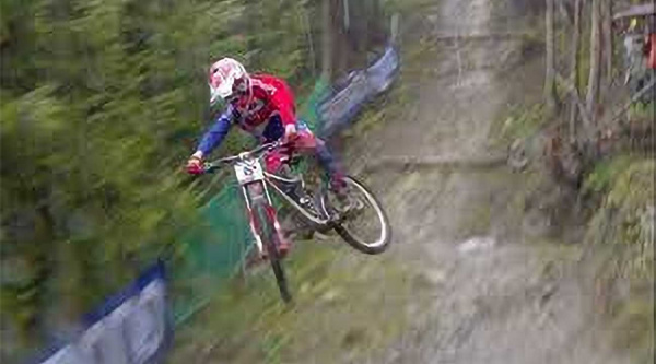 El mundial de DH regresa a Champery… momento de recordar una de las mejores bajadas de las historia, la de Danny Hart