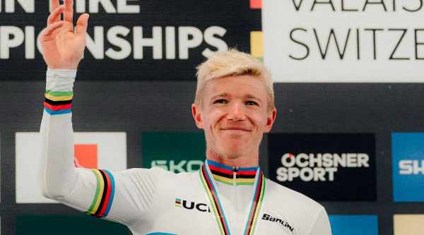 6 horas a 5 W/kg, todas las cifras de Keegan Swenson para ganar el mundial