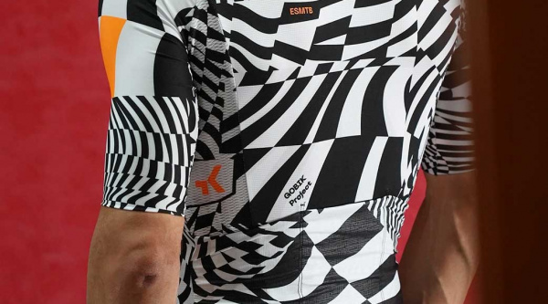 Ropa ciclista personalizada más fácil que nunca con la nueva Team Store de Gobik