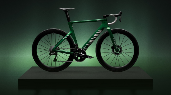 Ahora puedes escoger bielas de 160 mm en MyCanyon y un nuevo color verde «Philipsen»