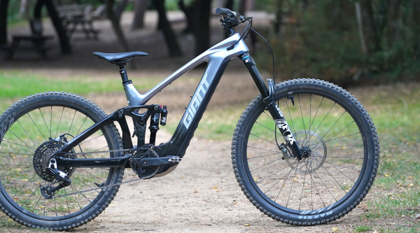 Test Giant Reign Advanced E+ 2026: salto a los 48V y nuevo motor