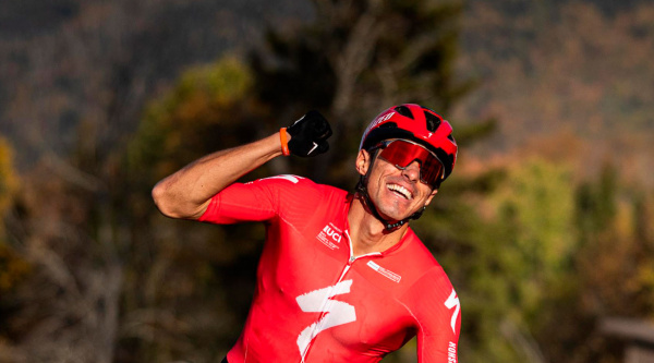 Blevins gana el XCO y la general de la Copa del Mundo en casa, con otro doblete Specialized