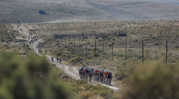 La etapa reina del Nedbank Gravel Burn, neutralizada por condiciones meteorológicas extremas