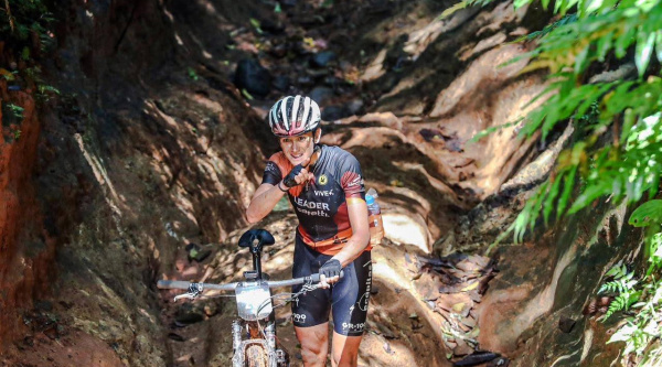 Natalia Fischer se convierte en la primera europea en ganar la Ruta de los Conquistadores