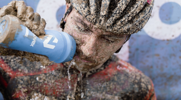 Nutrición en carrera de XCO según David Campos: así gestiona la alimentación para rendir al máximo