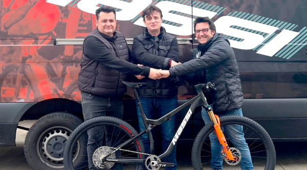 TBellès Team y Massi unen fuerzas en 2026, nace el MASSI – ISB SPORT