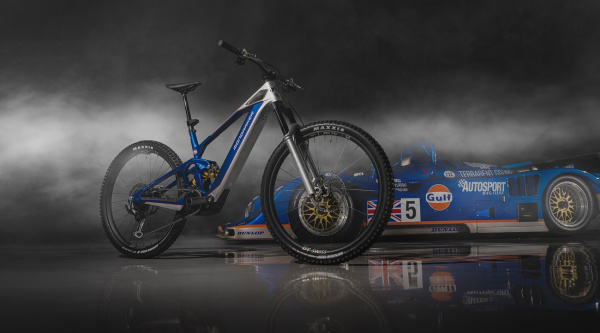 La Crafty Unlimited Gulf Edition refuerza la apuesta de Mondraker por las series exclusivas y limitadas