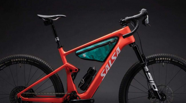 Gravel de doble suspensión con motor… la nueva categoría que se ha inventado Salsa