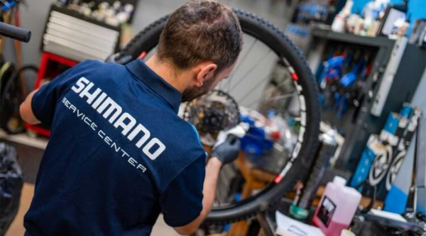 Solo 12 mecánicos llegarán a la final del Concurso Shimano Service Center, tú puedes ser uno de ellos