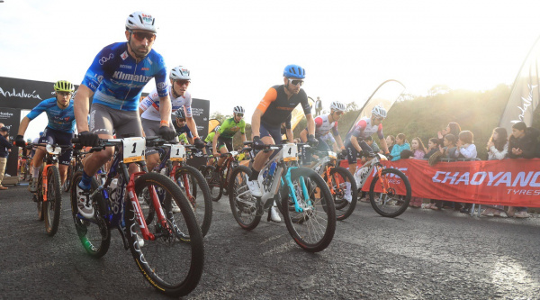 Miguel Muñoz y David González asaltan el liderato de La Leyenda de Tartessos tras el abandono de José Mari Sánchez