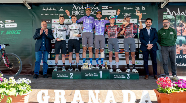 Valero y Stutzmann imponen su ley desde el primer día en la Andalucía Bike Race by Garmin
