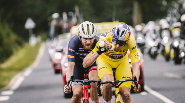 Más mala suerte para Van Aert, es baja en el Omloop Het Nieuwsblad por enfermedad