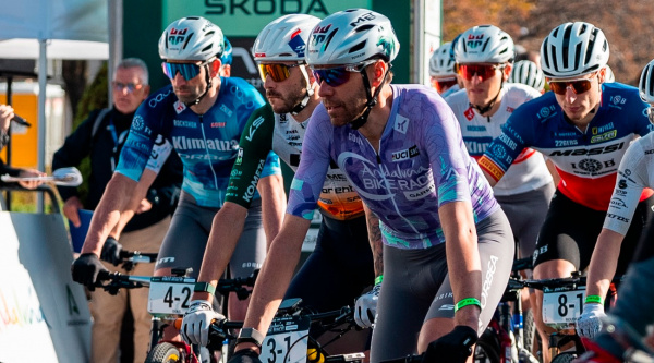La etapa reina de Andalucía Bike Race refuerza el dominio del Klimatiza Orbea y Extremadura Ecopilas