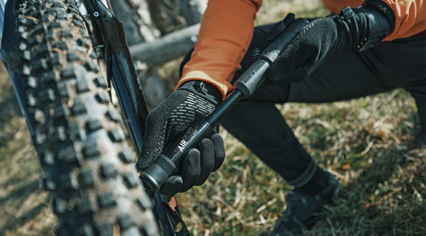 CJM Sport se convierte en distribuidor oficial de SKS Germany en España