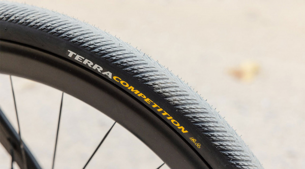 Nueva Continental Terra Competition: su cubierta más rápida para gravel (medidas, pesos y detalles)