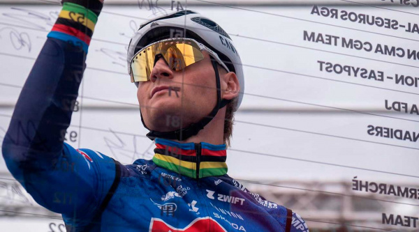 Van der Poel quiere el arcoíris del MTB: «Es poco después del Tour, pero creo que puedo estar en mi mejor nivel»