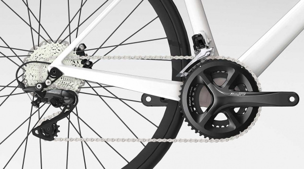 El nuevo TIAGRA R4000 da el salto al 2×11 y amplía el rango del cassette hasta 36 dientes