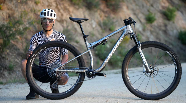 Test Epic 9, ligereza extrema para volver a dominar