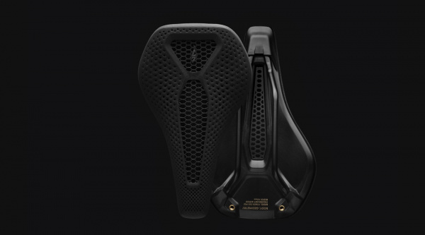 Specialized acerca la tecnología Mirror a más ciclistas con los nuevos Power EVO Pro y Comp