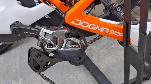 XTR con monoplato antes que Dura Ace, la apuesta de Ineos Grenadiers para París Roubaix