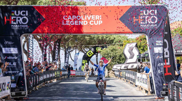 Natalia Fischer sube al podio en la Copa del Mundo de XCM de Capoliveri mientras Wout Alleman y Anna Weinbeer mantienen el liderato