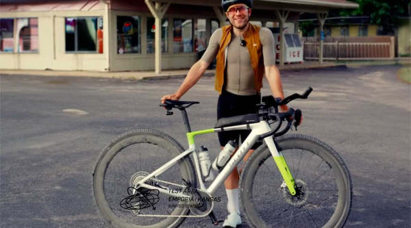 Las 32″ ya han ganado: Gemperle conquista la UNBOUND XL con la Scott RC Gravel 32