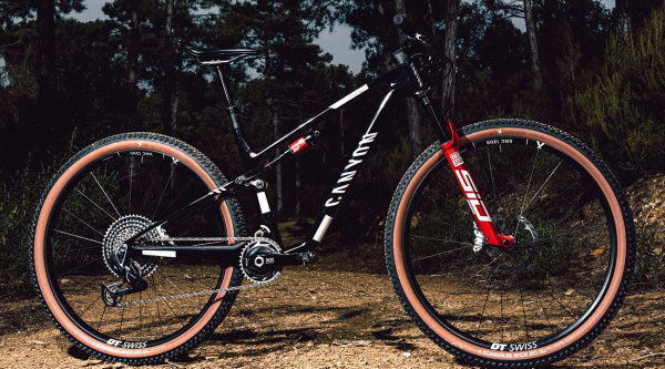 Gama nueva Canyon Lux World Cup 2026: 9,8 kg por menos de 8.000€ (montajes, pesos y precios de sus 5 modelos)