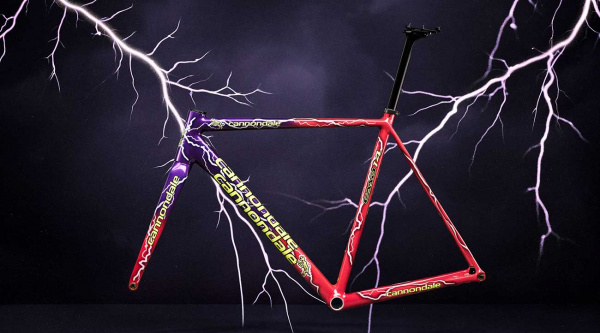 Solo 100 unidades y estética radical: así es el Cannondale CAAD14 x Team Dream