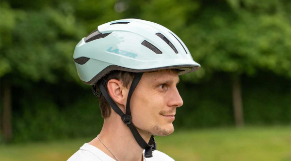 Lazer Compact KinetiCore, un casco sencillo y accesible con protección rotacional integrada