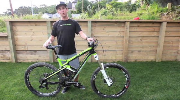 Vídeo Jerome Clementz presenta su Cannondale Jekyll