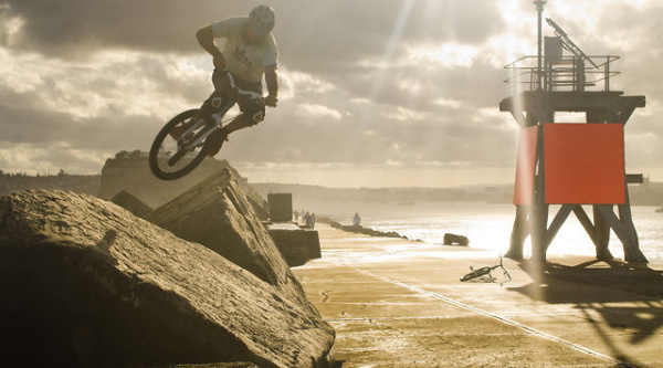 Vídeo Newcastle Breakwall Session 2011