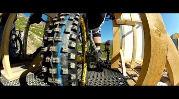 Vídeo MS Mondraker en Val d´Isere