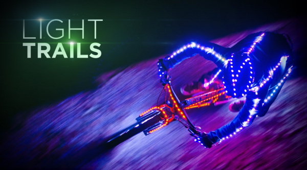 Vídeo: MTB nocturno envuelto en LEDs, original y espectacular