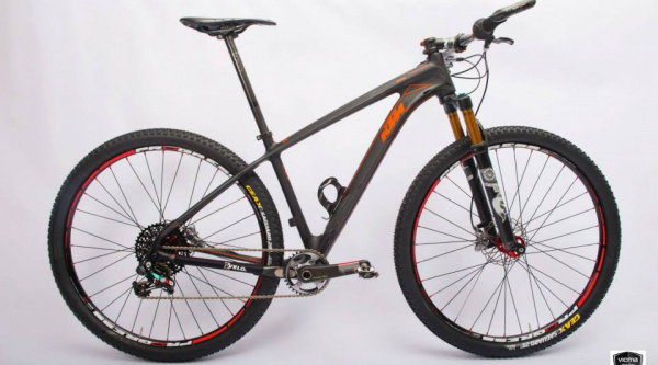 KTM Myroon Prestige del Vicma Team